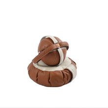 Load image into Gallery viewer, YA&#39;Elasko Stretch ball | Colectia de casa Piele - Maro camel, Alb
